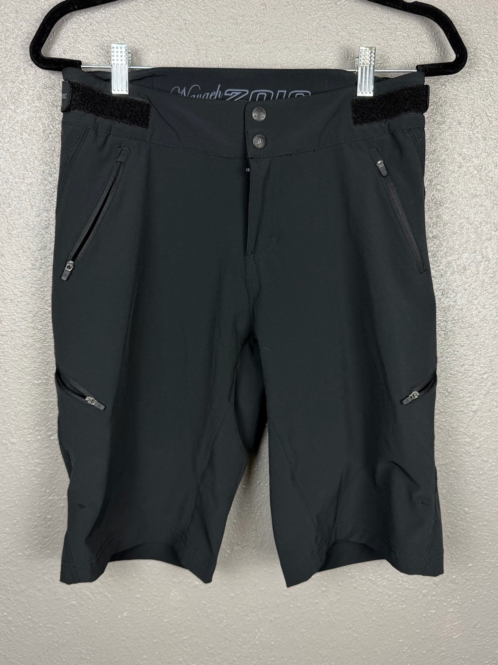 Navaeh By ZOIC Mountain Bike Shorts Zipper Pockets Women’s M Black Long Unlined